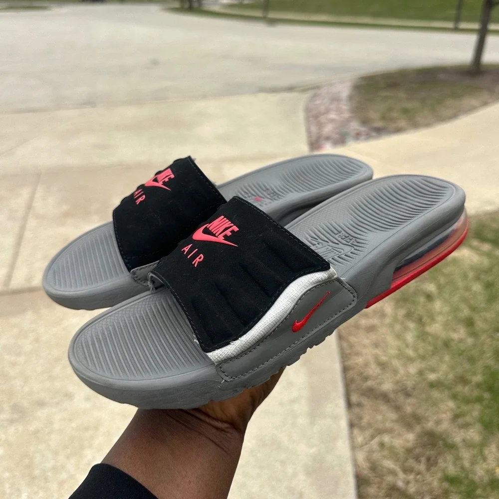 Nike Air Max Camden Slide Big‎ Kids Sandals Size 5Y Gray And Black Shoes